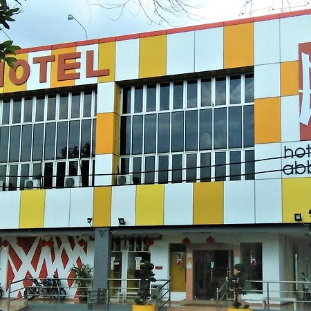 Hotel Abby Igb Tasek Ипох Екстериор снимка